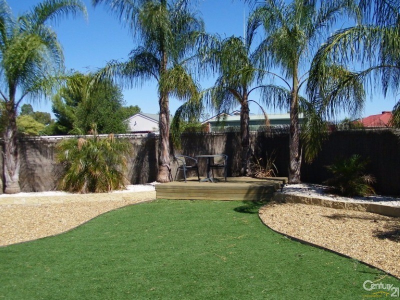 23 Alfred Avenue, Echuca VIC 3564