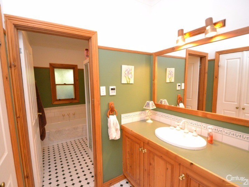 4 Yarra Street, Echuca VIC 3564