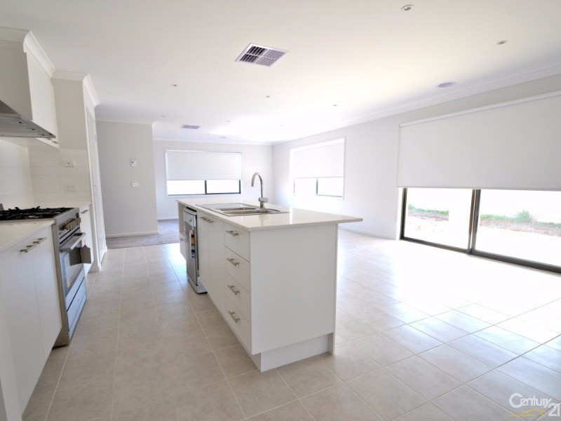 9 Cochrane Street, Echuca VIC 3564