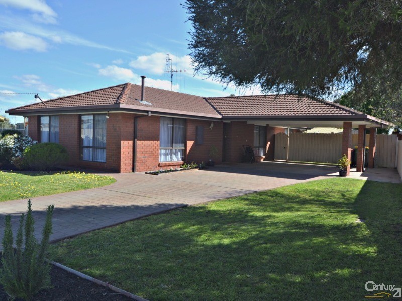 49 Bowen Street, Echuca VIC 3564