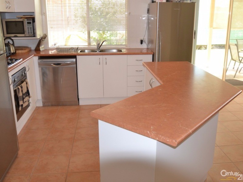 32 Woodlands Circuit, Echuca VIC 3564