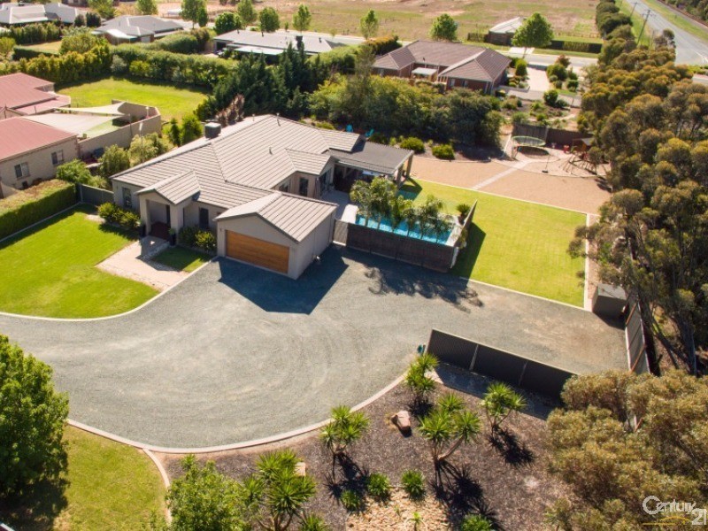 19 Rivergums Drive, Moama NSW 2731