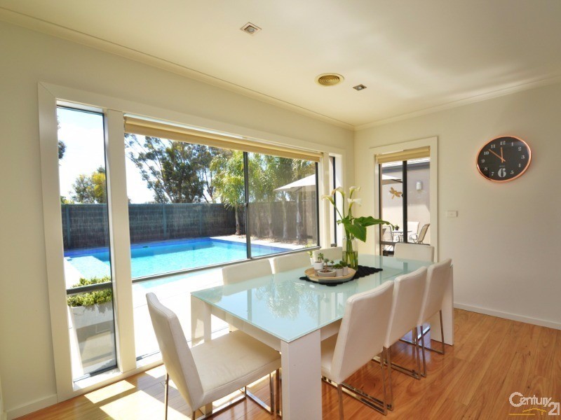 19 Rivergums Drive, Moama NSW 2731