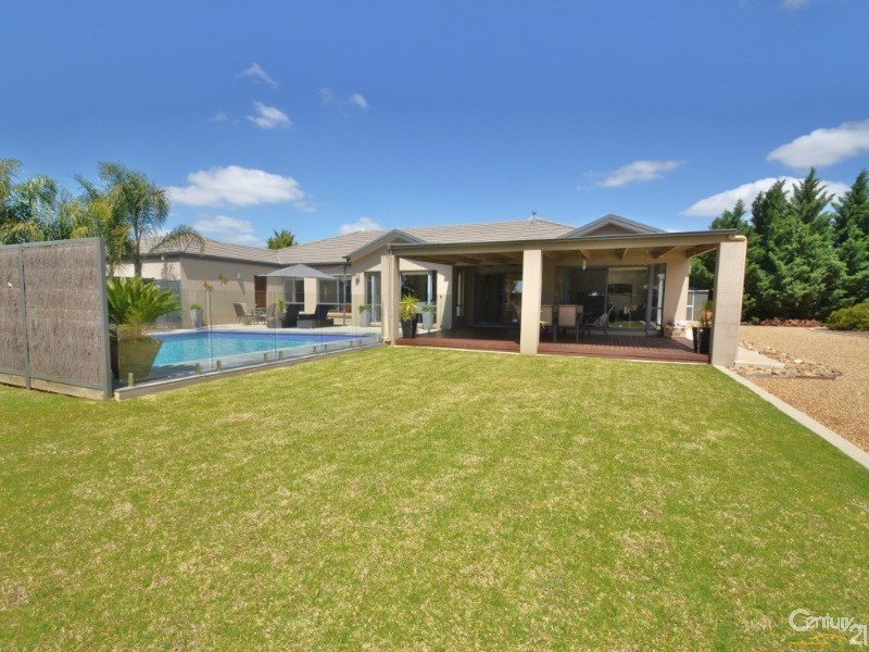 19 Rivergums Drive, Moama NSW 2731