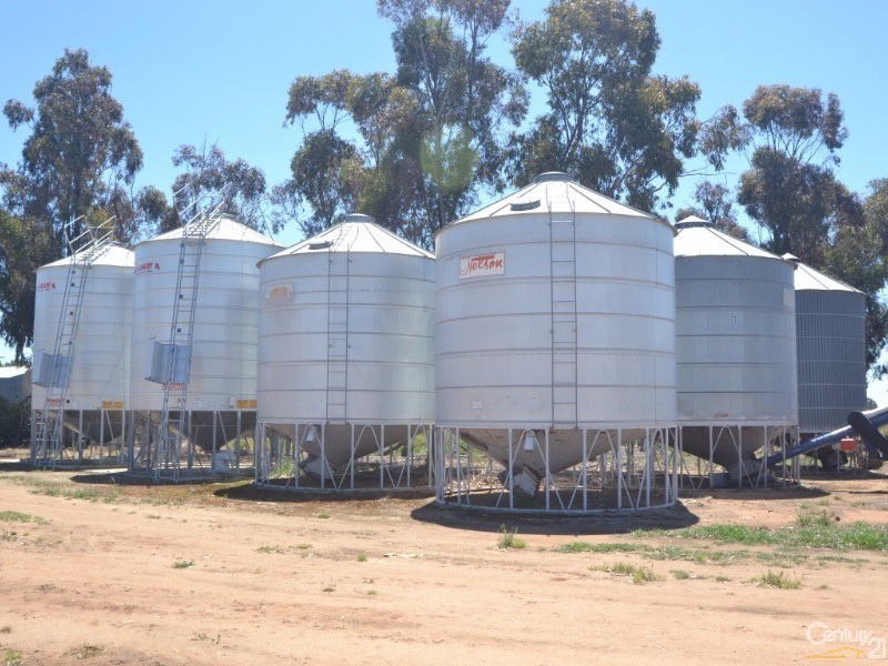 480 ‘Gardenvale’ RMB 480 Bunnaloo Via, Moama NSW 2731