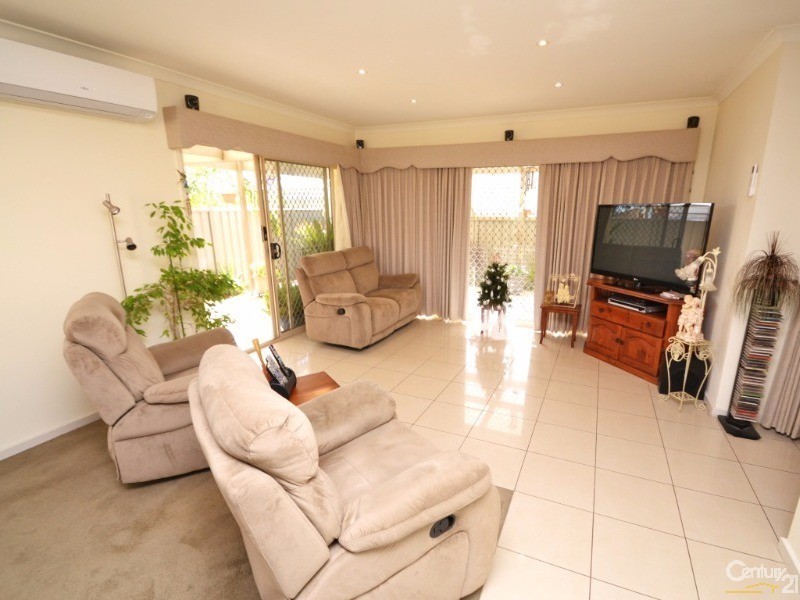 1/21 Sunset Avenue, Echuca VIC 3564