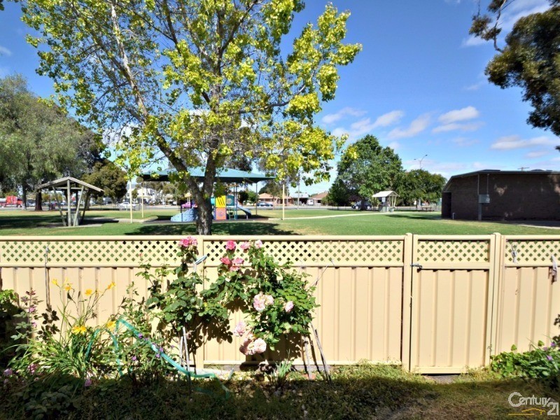 3/33 Hare Street, Echuca VIC 3564