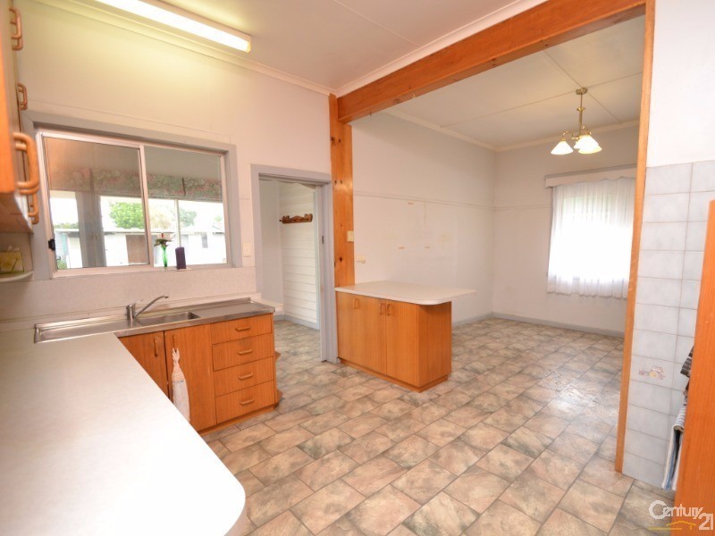 4 Porter Street, Moama NSW 2731