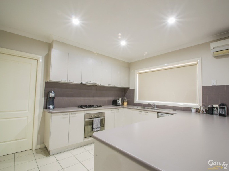 3/142  Bowen, Echuca VIC 3564