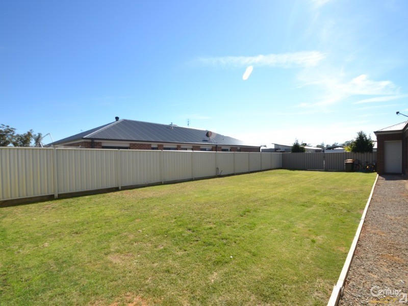 28 Skye Ave, Moama NSW 2731