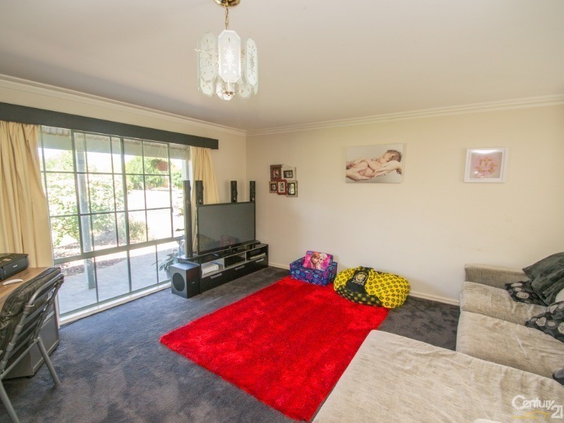 13 Sunrise Ave, Moama NSW 2731