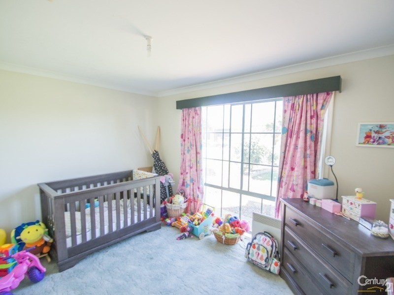 13 Sunrise Ave, Moama NSW 2731