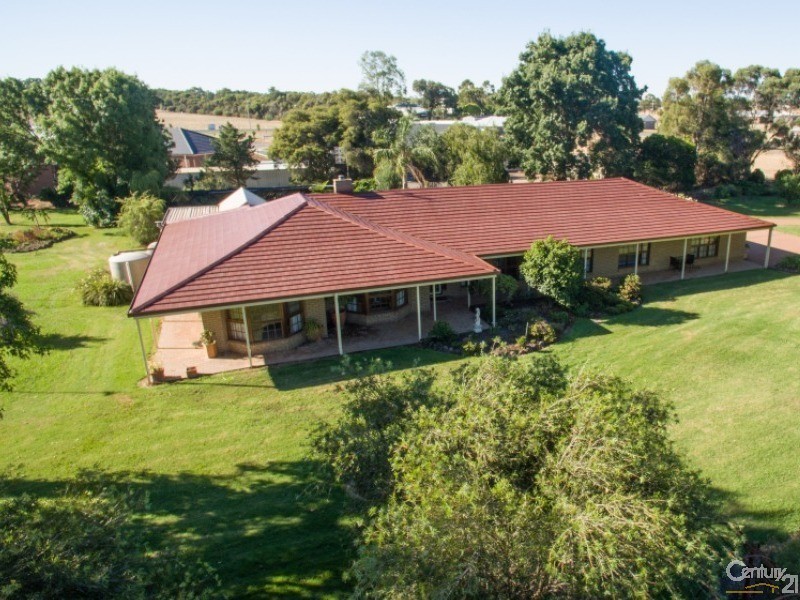 22 Maiden Smith Drive, Moama NSW 2731