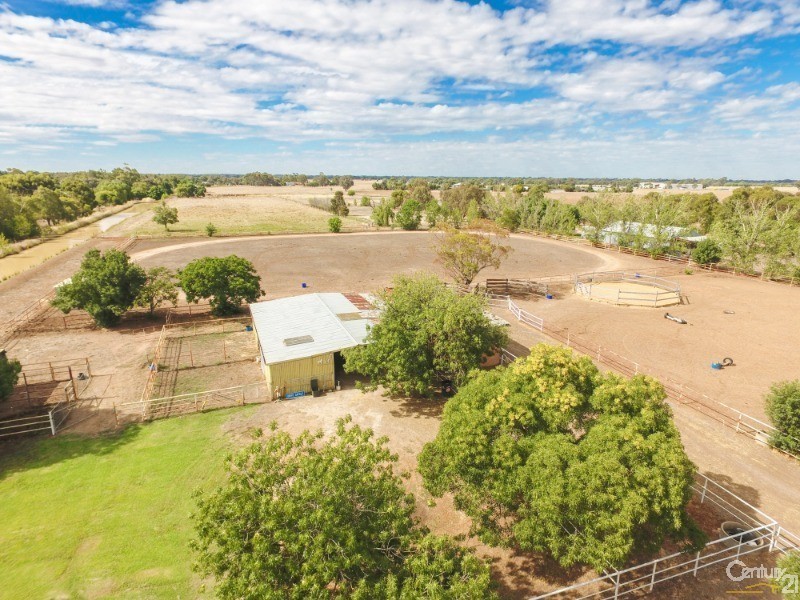345 Benson Road, Echuca VIC 3564