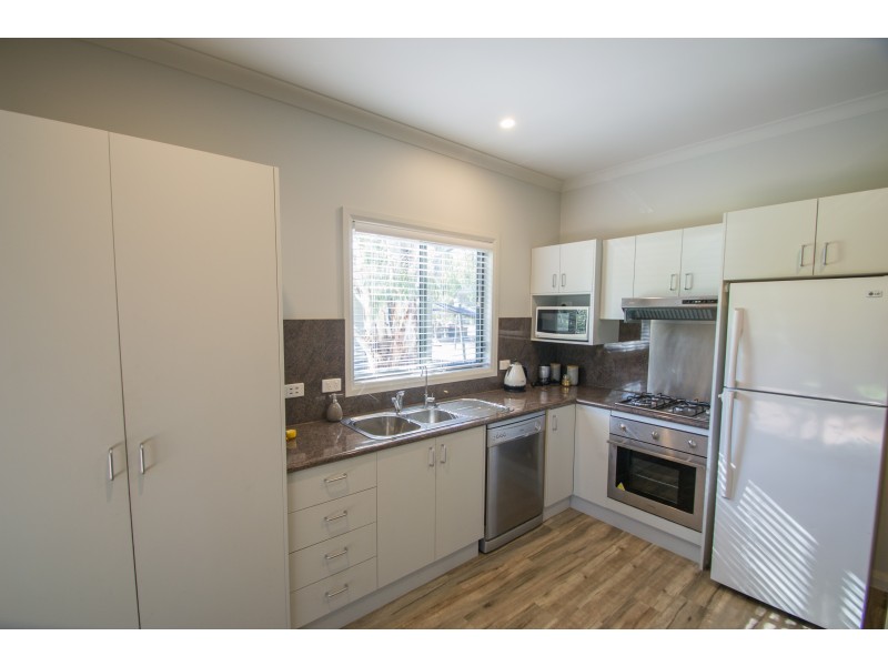 77 69 Dungala Way, Moama NSW 2731