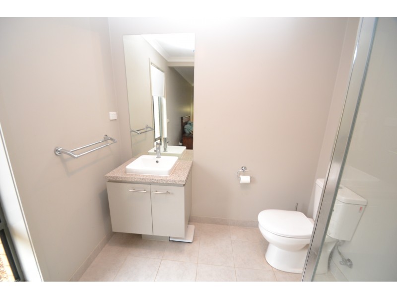 54 Bridlington Avenue, Echuca VIC 3564