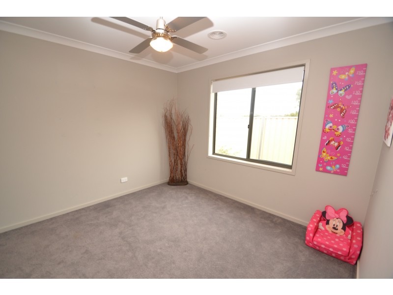 54 Bridlington Avenue, Echuca VIC 3564