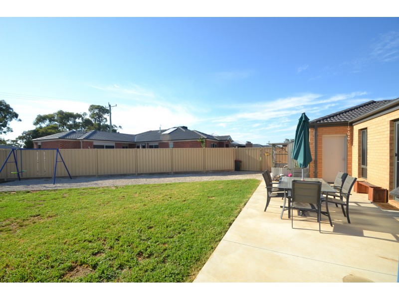 54 Bridlington Avenue, Echuca VIC 3564