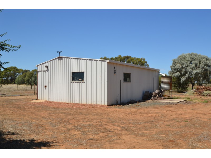 244 Farley Road, Echuca VIC 3564