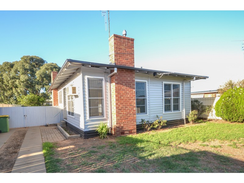 1 Garden Crescent, Echuca VIC 3564