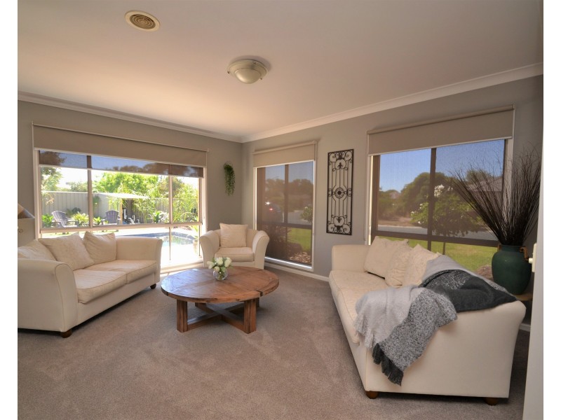 32 William Street, Rochester VIC 3561