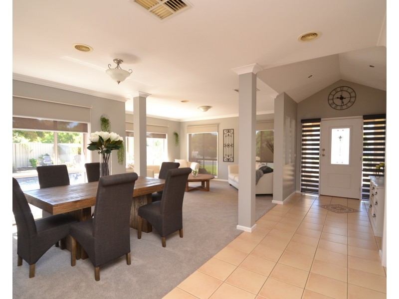 32 William Street, Rochester VIC 3561