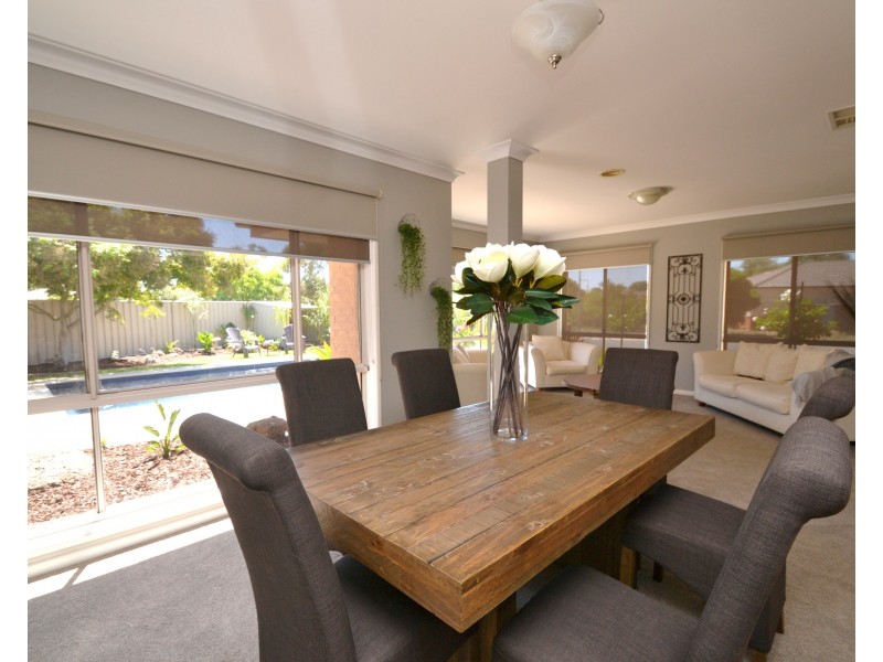 32 William Street, Rochester VIC 3561