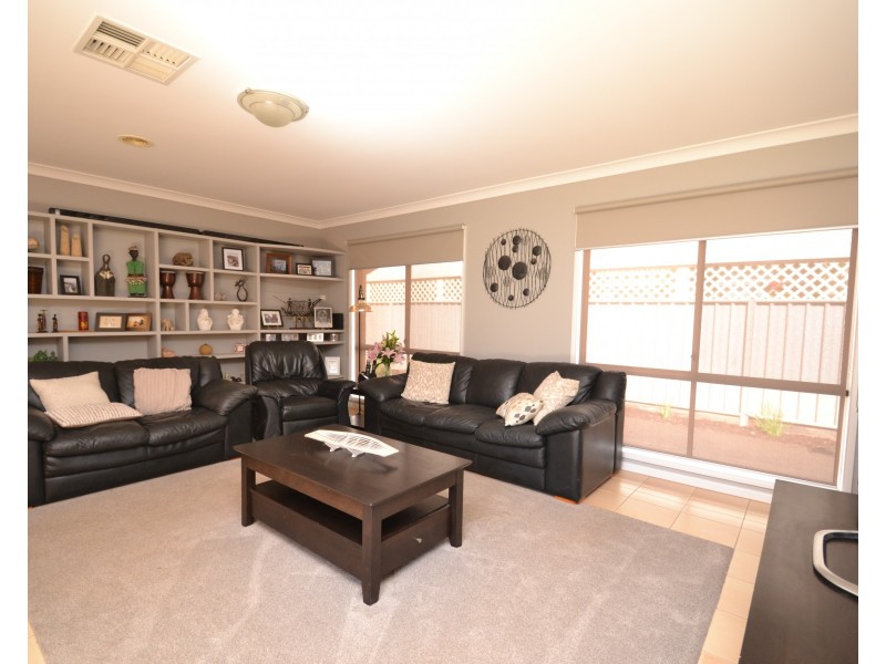 32 William Street, Rochester VIC 3561