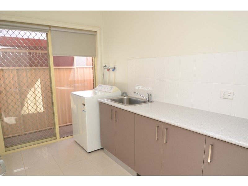 14 Deakin Grove, Tongala VIC 3621