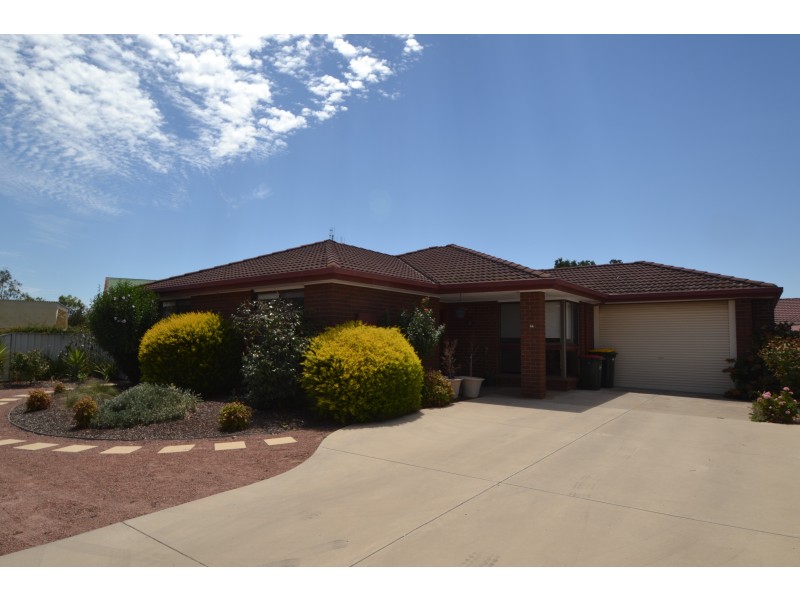 84  Lawson Drive, Moama NSW 2731