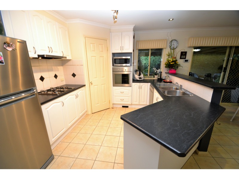 16 James Street, Echuca VIC 3564