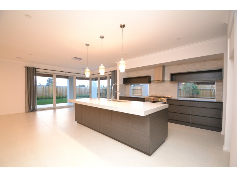 18 Burgundy Drive, Moama NSW 2731