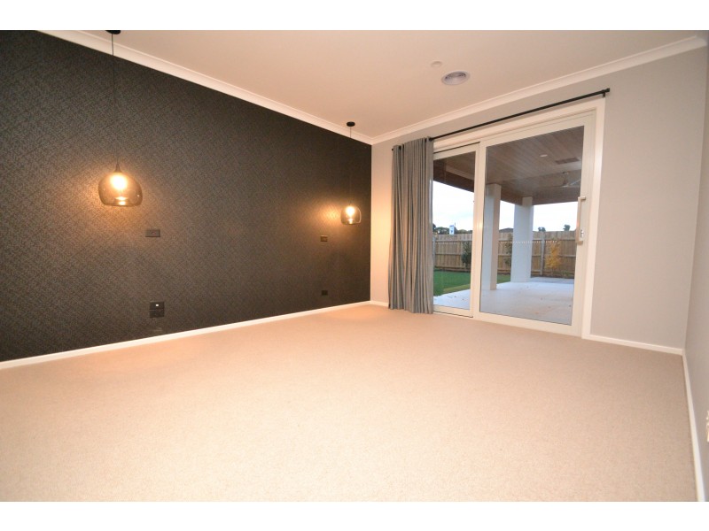 18 Burgundy Drive, Moama NSW 2731