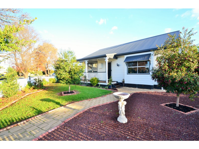 7 Premier Street, Echuca VIC 3564