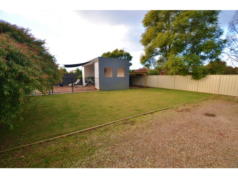 21 Lawson Drive, Moama NSW 2731