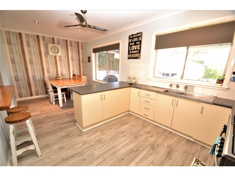 82 Crossen Street, Echuca VIC 3564