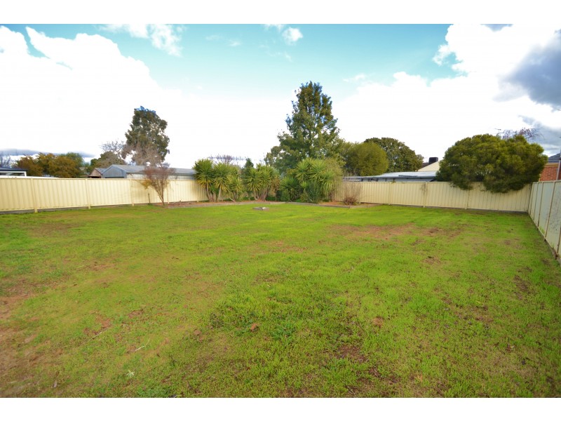 23 Premier Street, Echuca VIC 3564