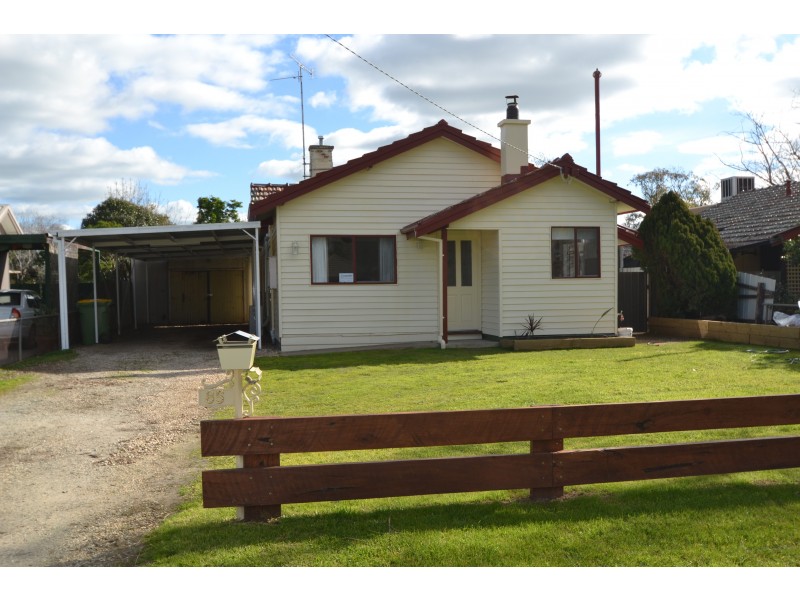 85 Hovell Street, Echuca VIC 3564