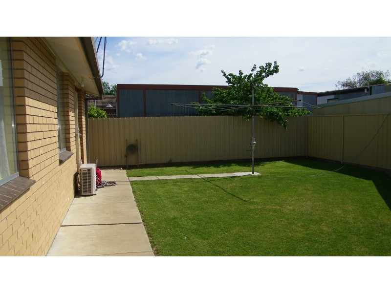 1/48 Barry Street, Echuca VIC 3564