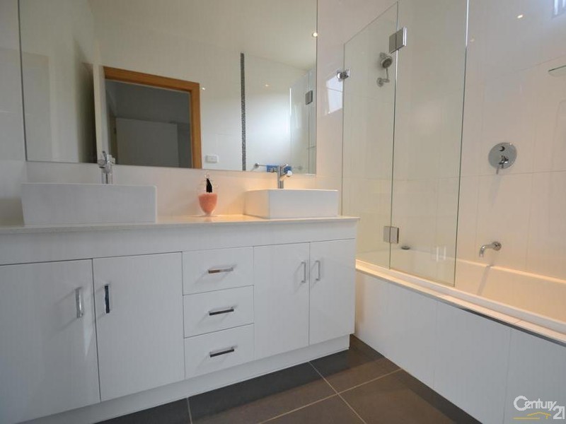 3 Kinsey Street, Moama NSW 2731