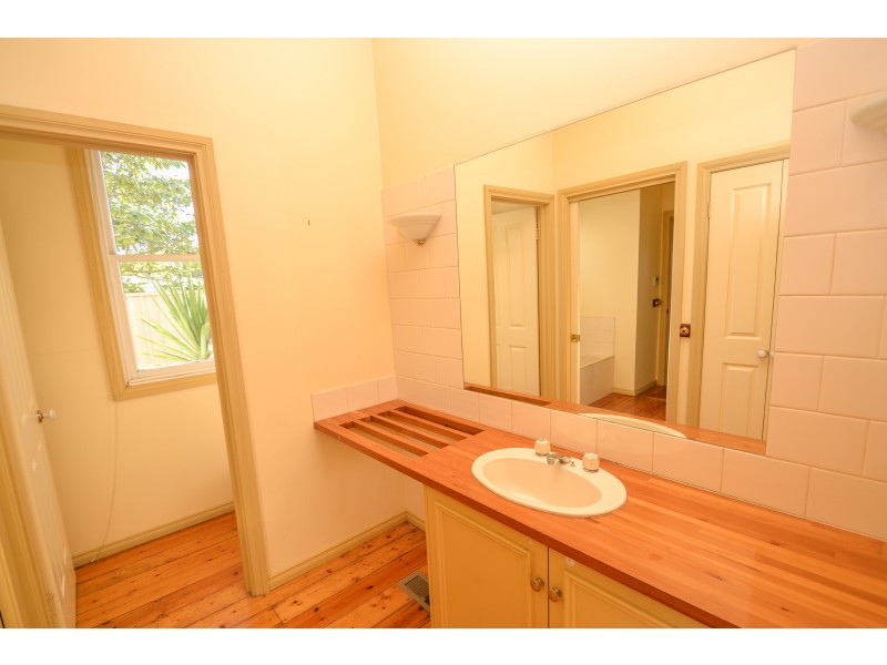 76 Hume Street, Echuca VIC 3564