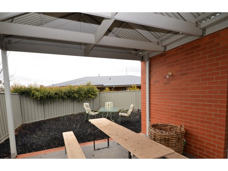 1 Brenton Avenue, Echuca VIC 3564