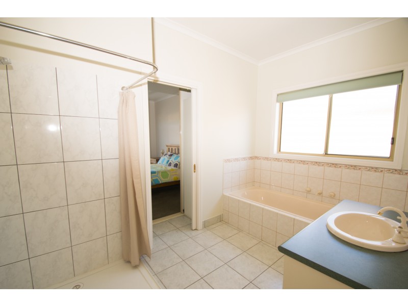 16 Federal Street, Echuca VIC 3564