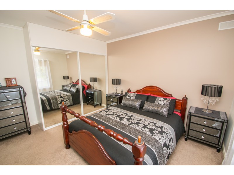 86 Hovell Street, Echuca VIC 3564