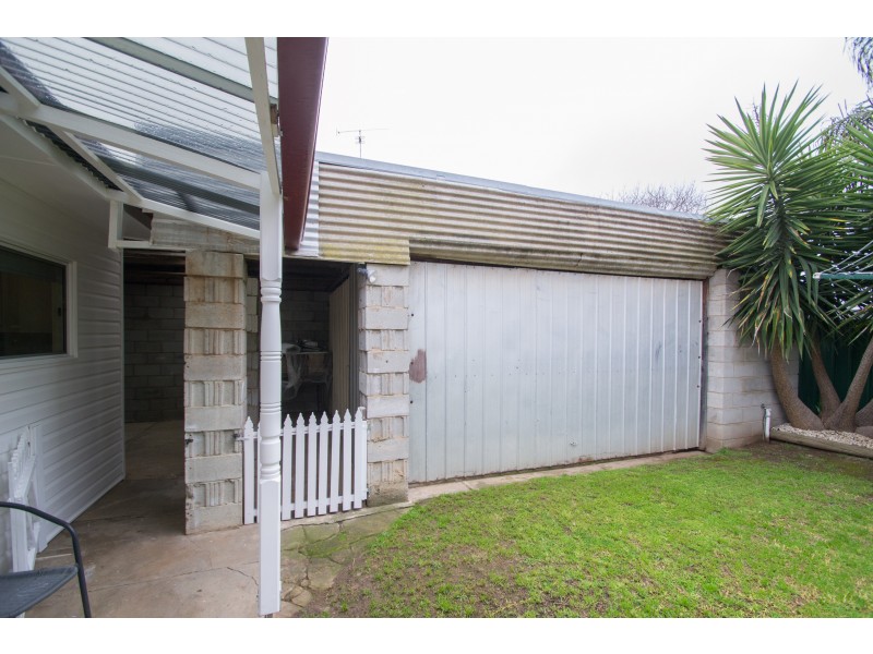 86 Hovell Street, Echuca VIC 3564