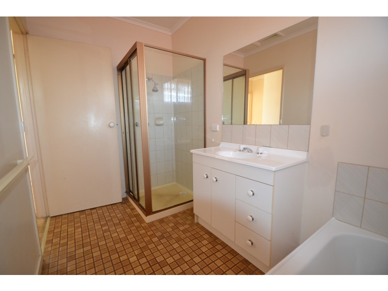 1/319 High Street, Echuca VIC 3564