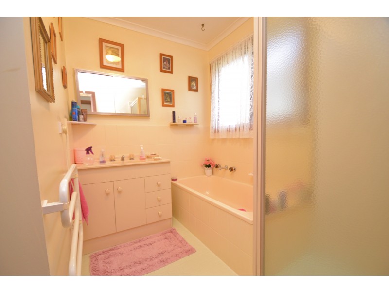 39 Finlay Road, Tongala VIC 3621