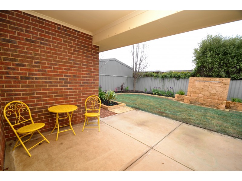 24 James Street, Echuca VIC 3564