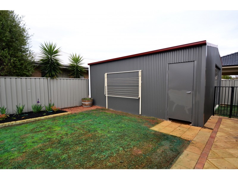 24 James Street, Echuca VIC 3564