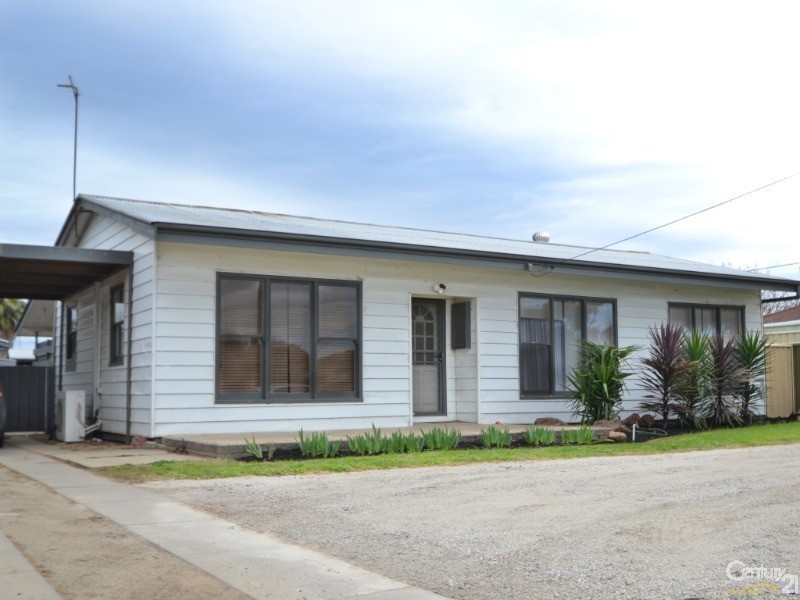 338 Ogilvie Avenue, Echuca VIC 3564